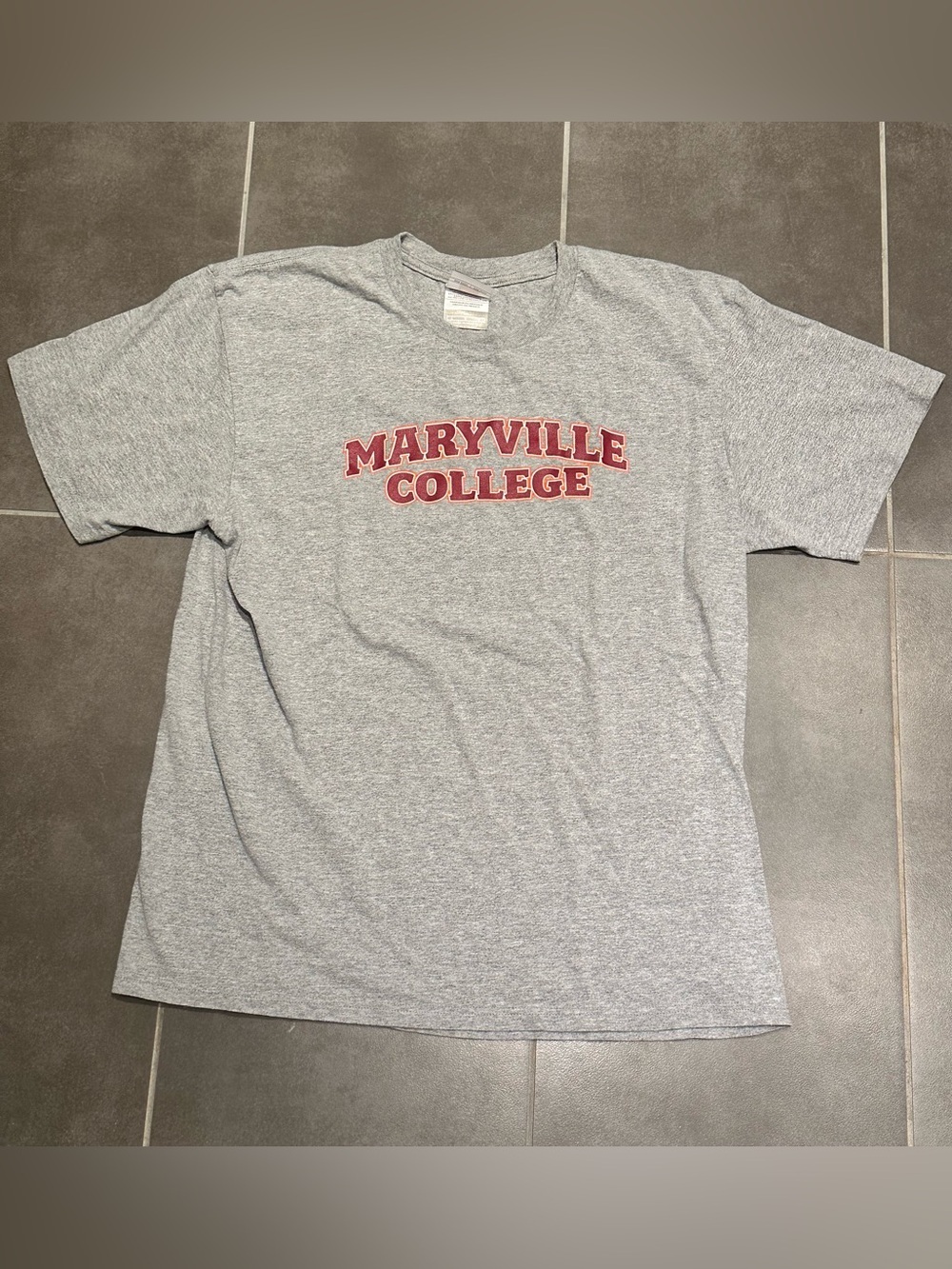 Vintage Nike Maryville College Tee